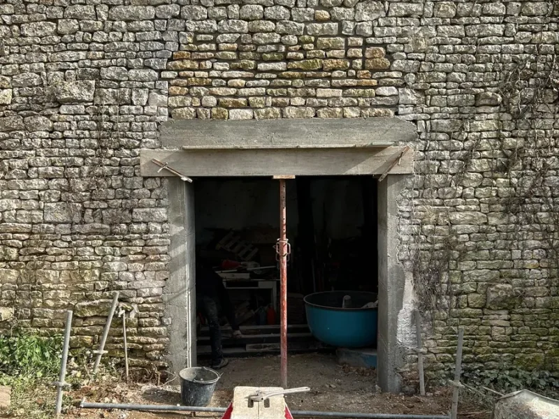 realisation-maconnerie-couverture-dt-batiment-macon-chaille-les-marais (6)